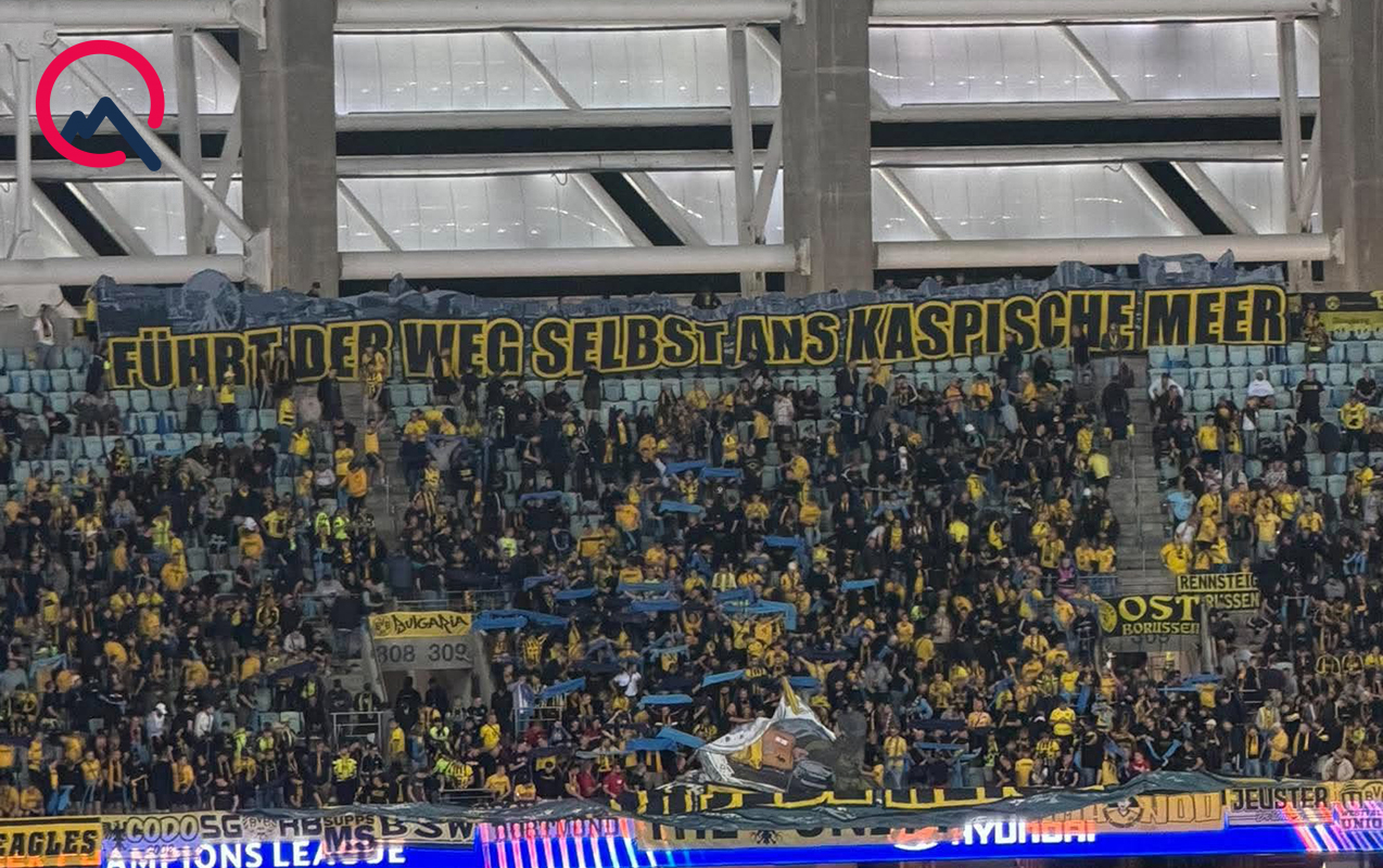 “Sarı divar”dan Bakıda maraqlı banner - “Yol həqiqətən Xəzər dənizinə kimi gedib çıxır?”