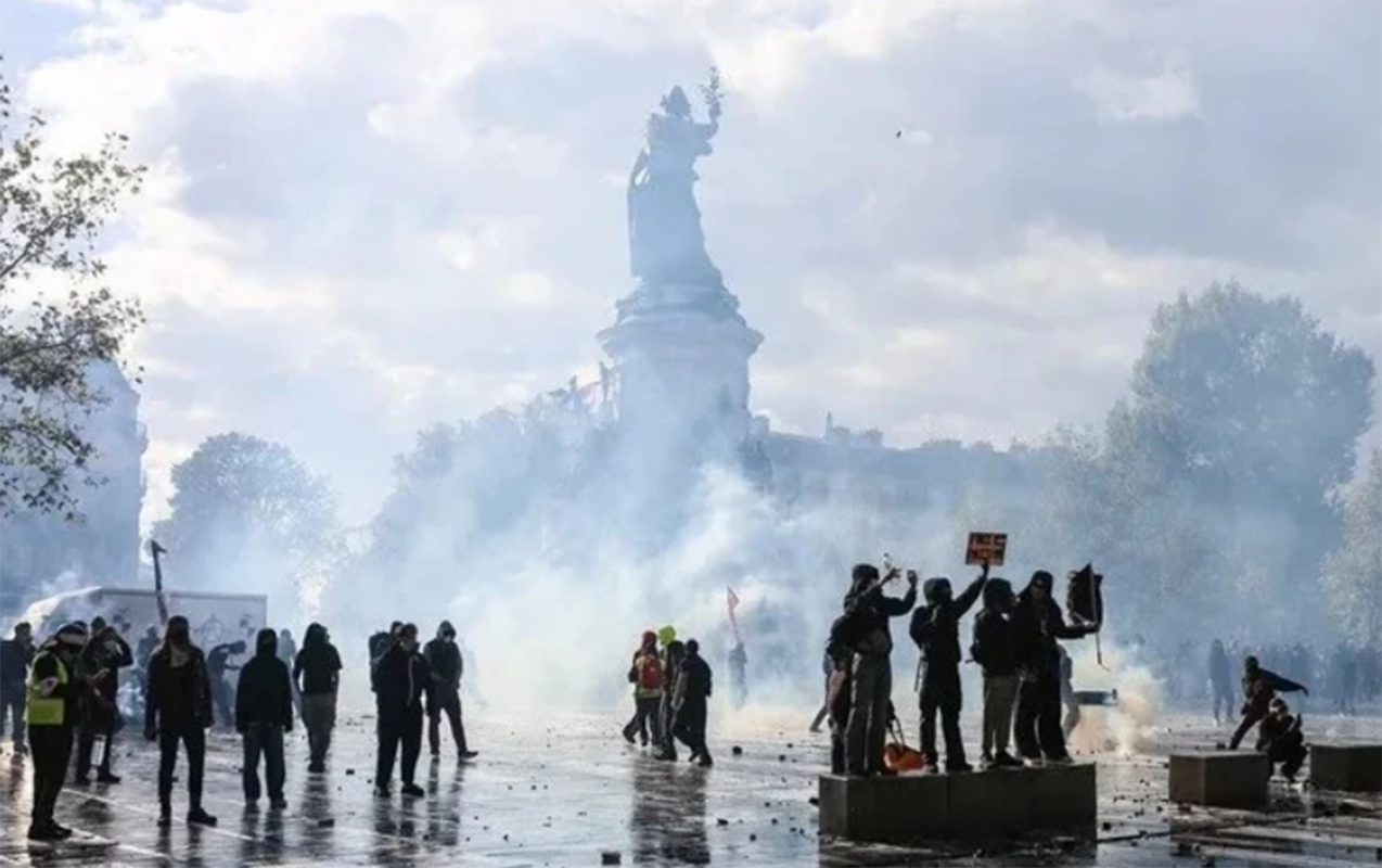 Fransadakı aksiyalarda 2700 nəfər saxlanılıb