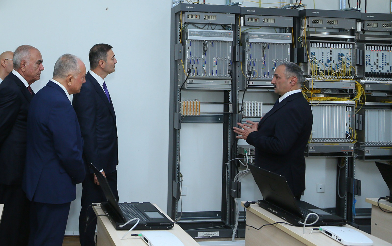 AzTU-da xüsusi rabitə sistemləri laboratoriyası istifadəyə verildi - Fotolar