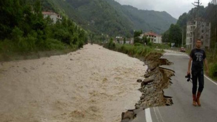  Hava bu tarixdən yenidən pisləşir - Dolu düşəcək, sulu qar yağacaq 
