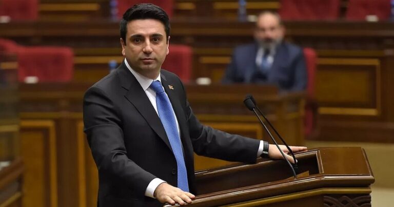 Ermənistan parlamentinin sədri: Hər 3 keçmiş prezidentimiz siyasi meyitlərdir