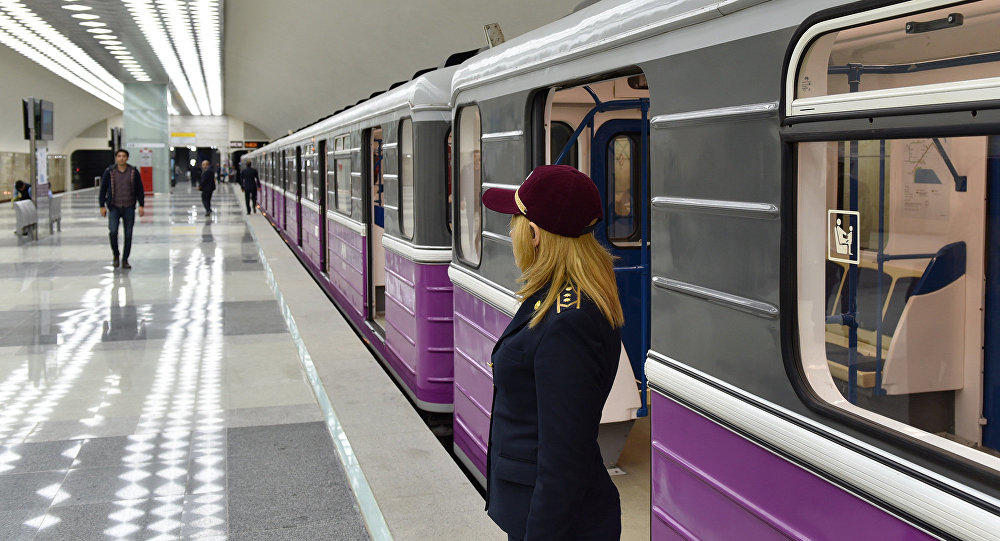 Bakı metrosunda şüşə arakəsmələr QURAŞDIRILACAQ? - Rəsmi AÇIQLAMA