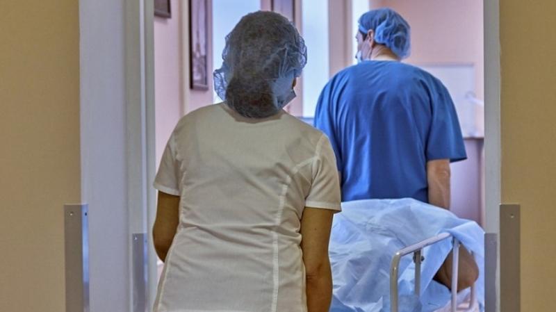 11 bıçaq zərbəsi vurulan TƏBİB əməkdaşının vəziyyəti açıqlanıb