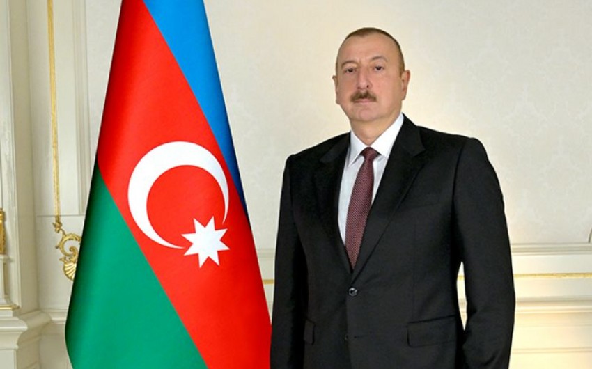 Prezident və birinci xanım faşizm üzərində Qələbə uğrunda mübarizədə həlak olan azərbaycanlıların xatirəsini anıblar
