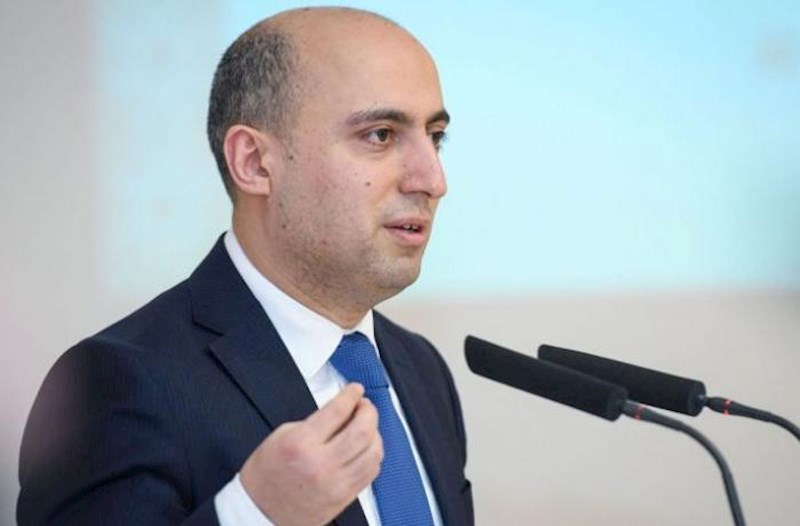 Nazirdən TƏNQİD: "50 adam hesab etsə ki, sual çətindir, onda ölkədə heç vaxt imtahan keçirmək olmaz"