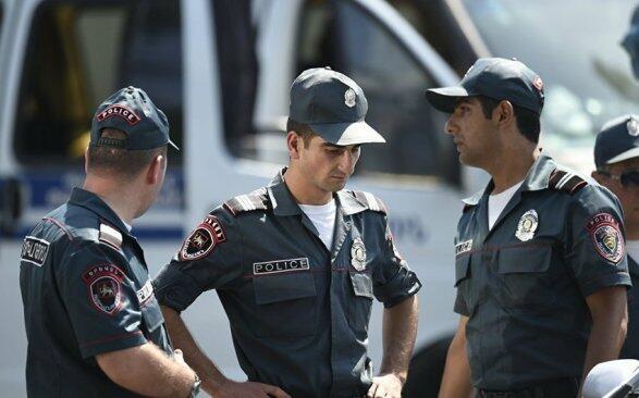 Ermənistanda kilsədə qətl hadisəsi...