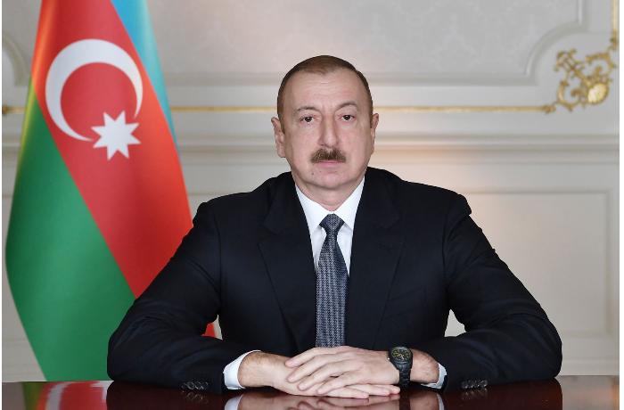 Prezident media nümayəndələrinə müraciət ünvanlayıb
