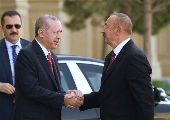 Əliyev Türkiyəyə getdi, Ərdoğan qarşıladı
