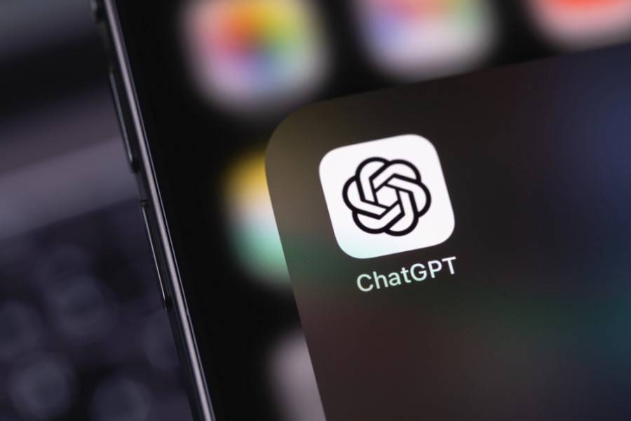 "ChatGPT"yə iki mövzuda məsləhət vermək qadağan EDİLDİ