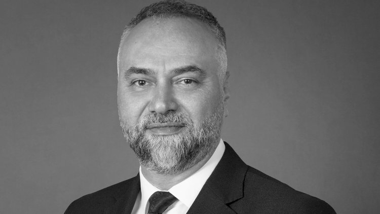 Azərbaycanda vəzifəli şəxs 45 yaşında qəfil vəfat etdi