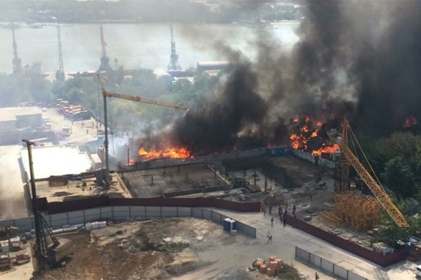 Rostovda neft emalı zavoduna hücum edildi – Video