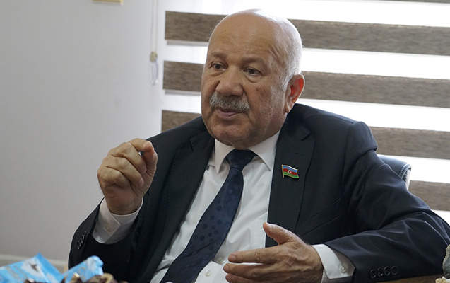 “5 min manat maaşla necə pul yığıb maşın alım?”