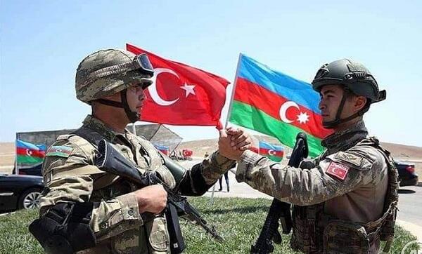 Komandolarımız Bakı küçələrini qardaşlığın səsi ilə titrədəcək...