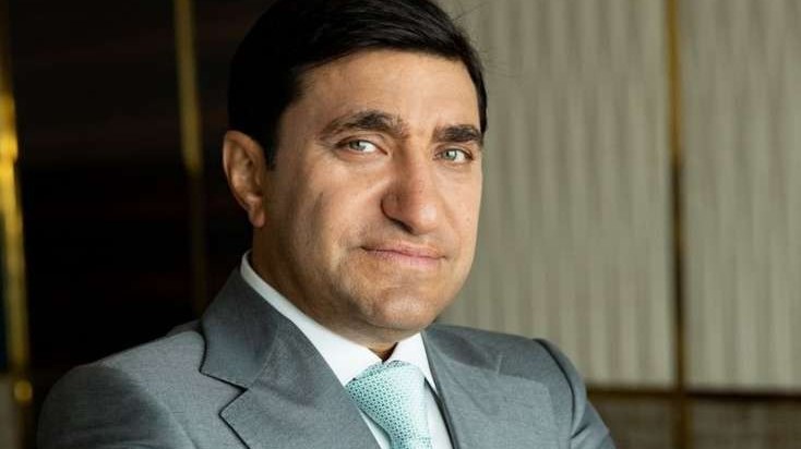 Milyarder Qod Nisanov Azərbaycanda - Səfərin səbəbi 