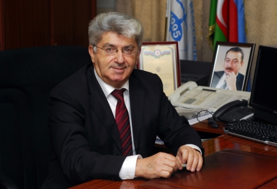 Vahid Novruzovun Auditorlar Palatasında baş verənlərdən xəbəri yoxdur? - Bir qərinəlik sədrin müəmması