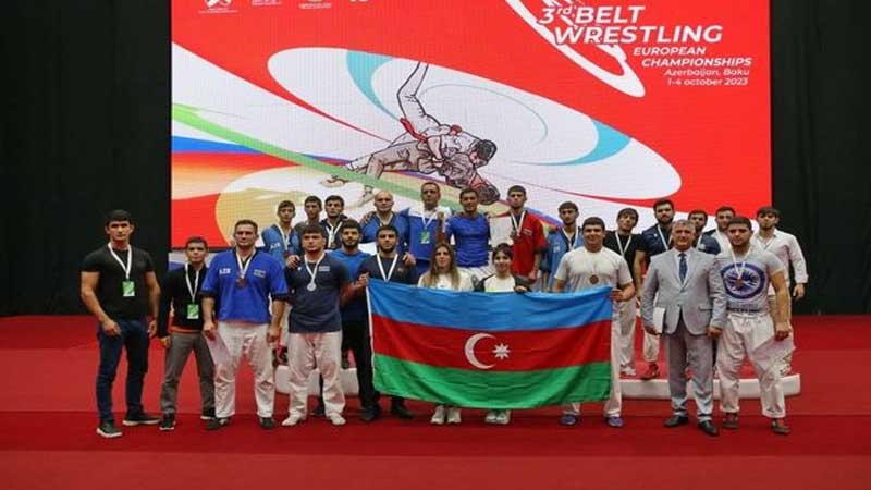 Kəmər güləşi üzrə Azərbaycan millisi Avropa ikincisi oldu