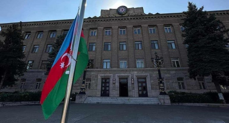 Azərbaycana qayıtmaq istəyənlər kimlərdir? - AP-dən məqalə