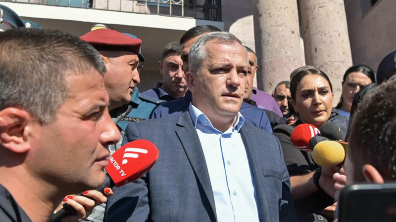 Separatçıların Nikolla döyüşü başladı - Xankəndidəki qərarın ləğvinin sirri