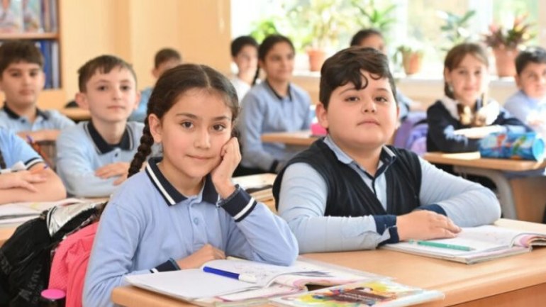 Məktəblərdə tətil: Dərslər nə vaxt başlayacaq? 