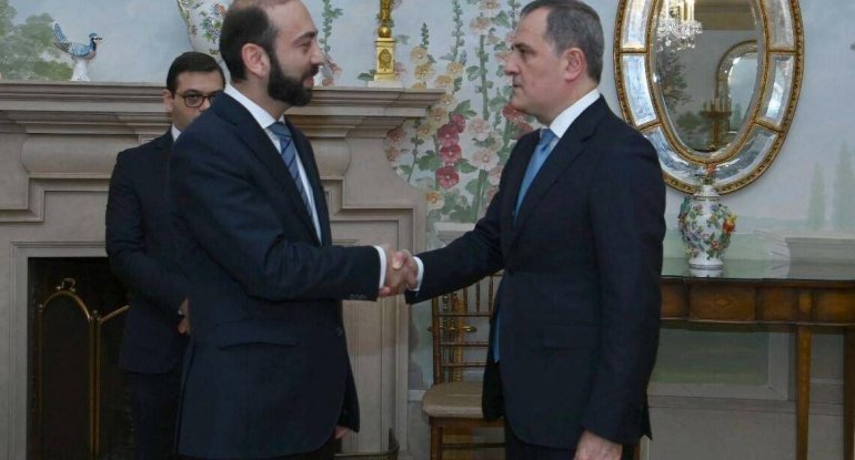 Kiviryandan 22 bəndlik sülh sayıqlaması