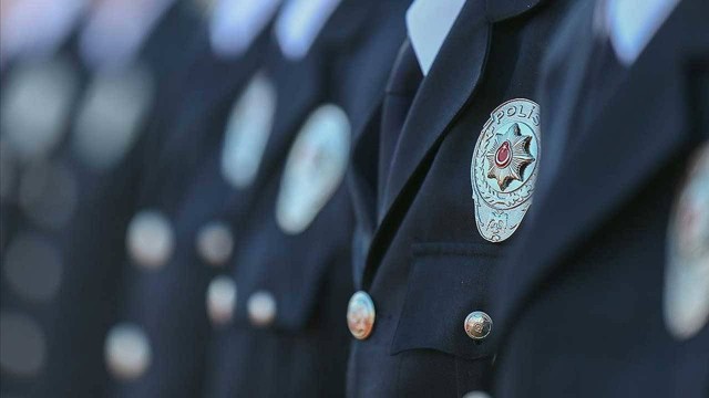 FETÖ ilə əlaqəsi olan 445 polis işdən çıxarıldı