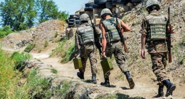 Erməni hərbçi döyüş mövqeyindən yoxa çıxdı