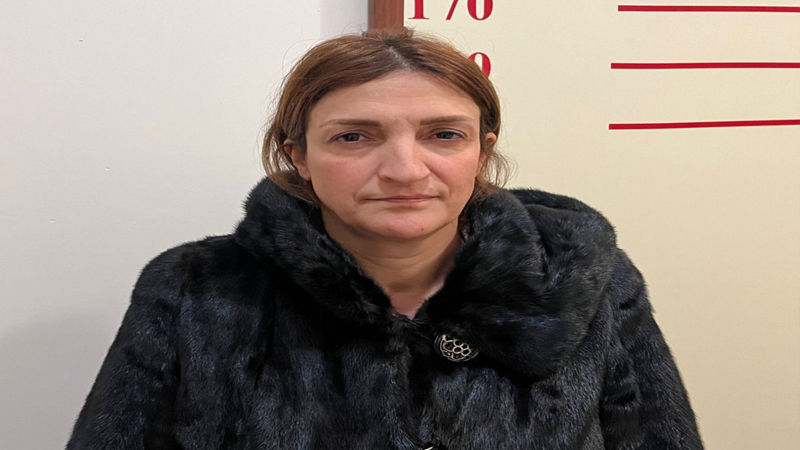 Sosial yardım və pensiya düzəldəcəyini deyib aldatmışdı - Saxlanıldı