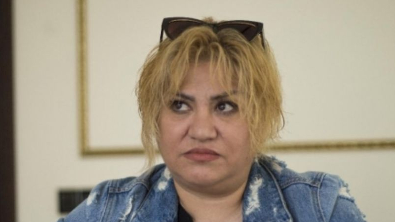 Azərbaycanı tərk etdi (FOTO)