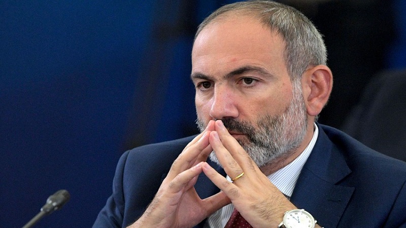 Paşinyan növbədənkənar seçkiyə gedəcək?