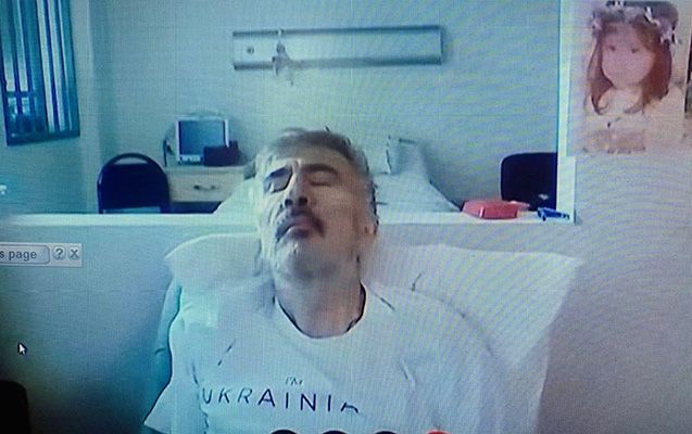 Saakaşvili: "Navalnı öldü, bizi xilas edin"