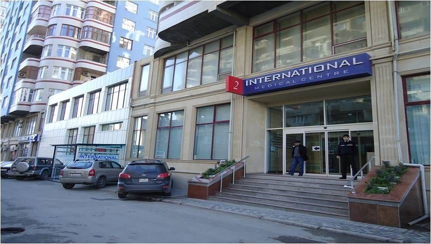 Doğum şəhadətnaməsi üçün 1000 manat rüşvət tələbi: International Medical Center-ə ittihamlar