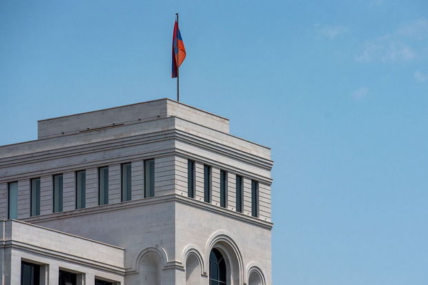 Ermənistan XİN: “İrəvan Bakıdan sülh müqaviləsi ilə bağlı təkliflər paketi alıb”
