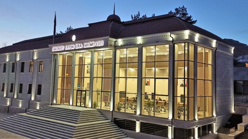 İcra Hakimiyyəti qaz çəkən şirkətə park təmir etdirir