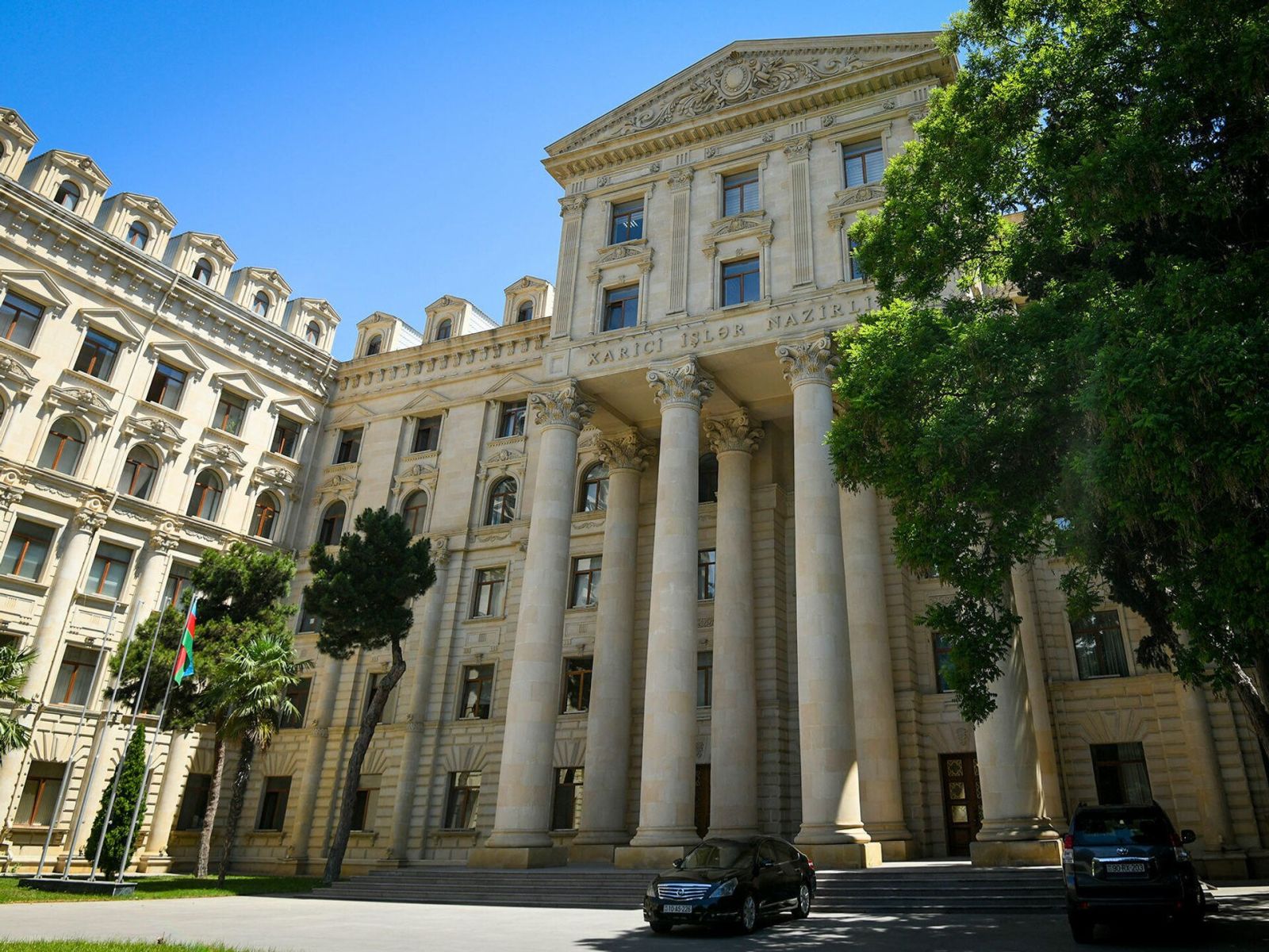 Rəsmi Bakı: Azərbaycan beynəlxalq öhdəliklərə uyğun olaraq şəxsi mülkiyyəti, mədəniyyət abidələrini qoruyur