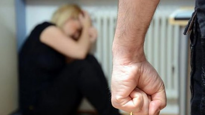 Bakıda dəhşətli cinayət: Kişi ona baxmaqdan imtina edən qadını... – Şok təfərrüat