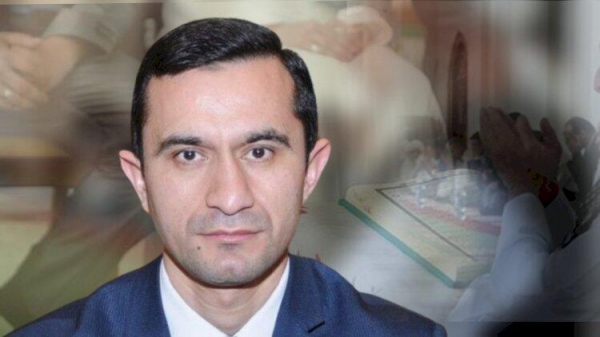 “Hicab taxır, amma dar şalvar, retuz geyinir, hamı dönüb baxır...” - İlahiyyatçı