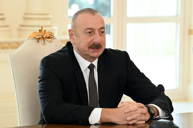 Prezident Moldova və Rumıniyadakı səfirlərlə bağlı SƏRƏNCAMLAR imzaladı - FOTO