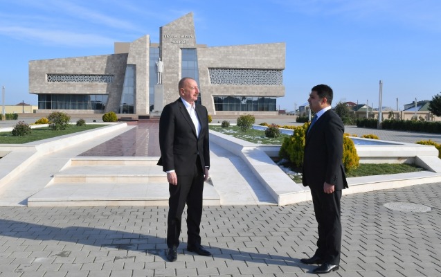 İlham Əliyev Neftçala rayonuna səfər edib - FOTO