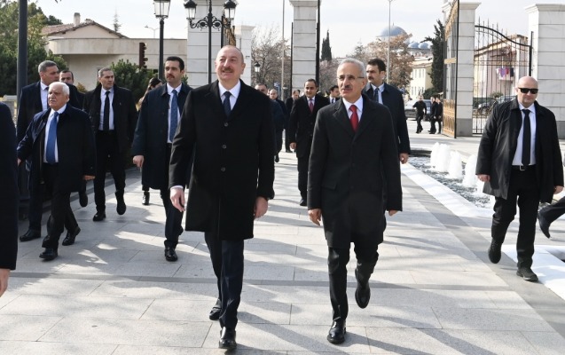 İlham Əliyev Ankarada Heydər Əliyev Parkında - Fotolar