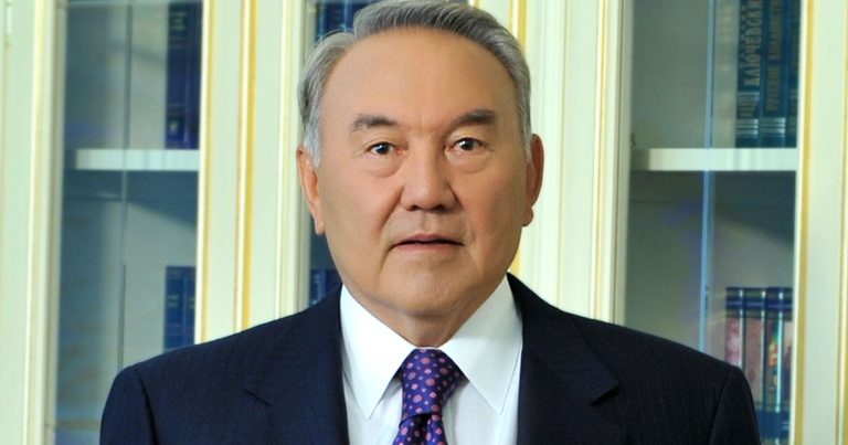 Nazarbayev daha bir vəzifəsindən məhrum EDİLDİ
