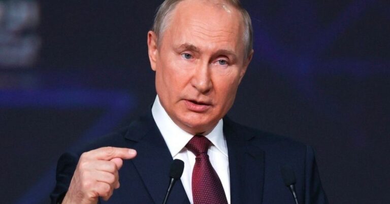Putin: "Rusiya artıq “yanacaqdoldurma məntəqəsi” deyil"