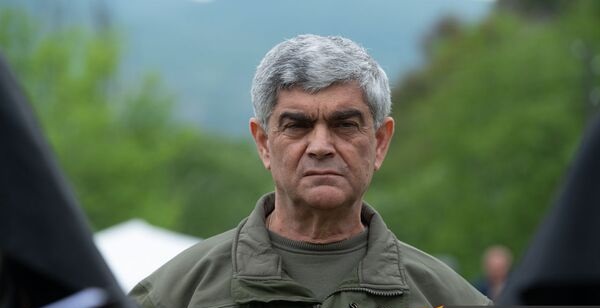 Balasanyan təslim oldu