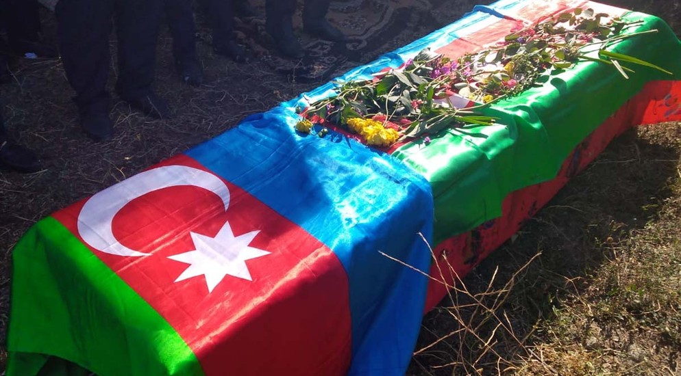 Həlak olan əsgər evin tək oğlu idi