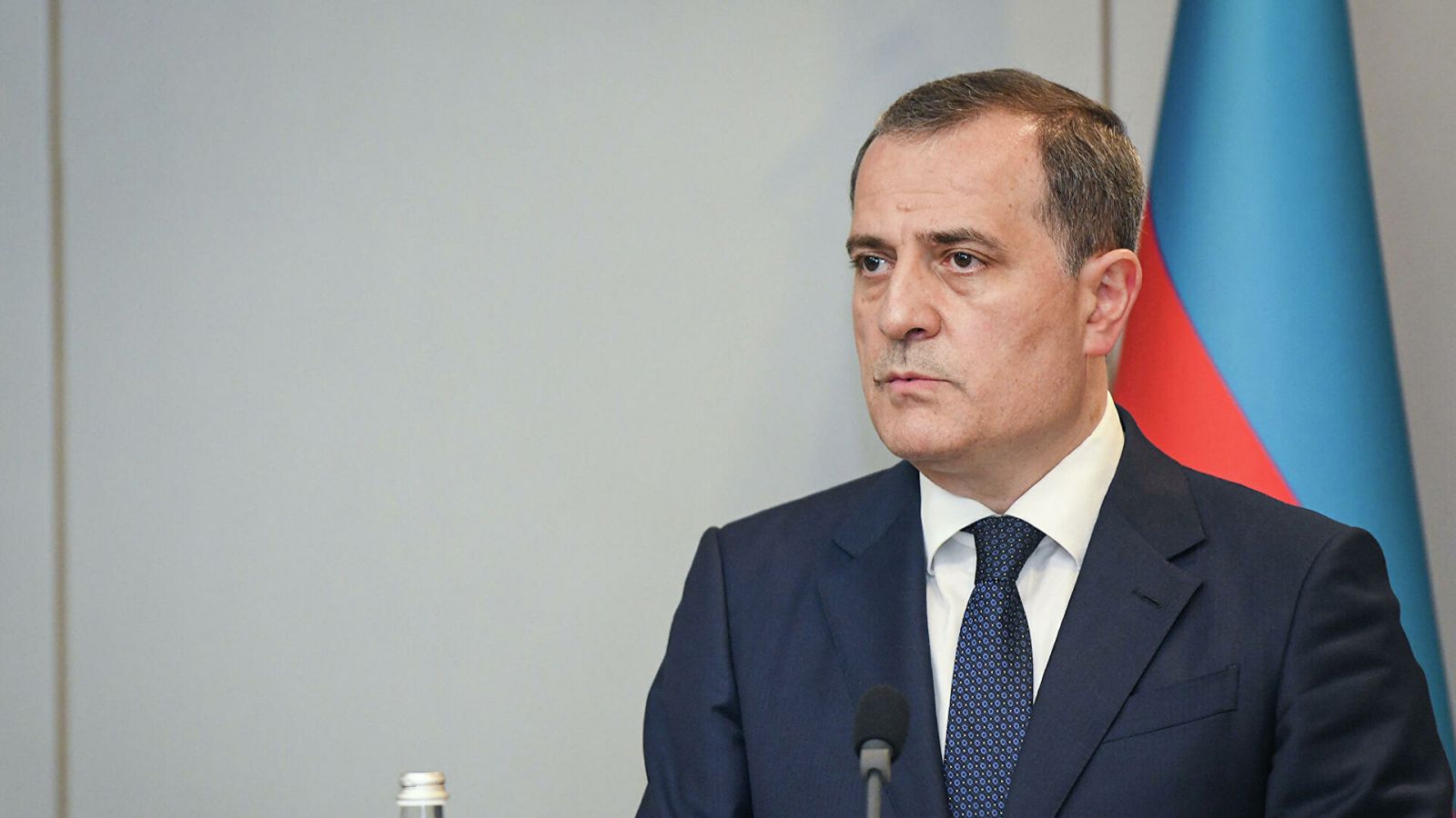 XİN-də ağlasığmaz təyinat: 23 yaşlı şöbə müdiri... - BU LAP AĞ OLDU...