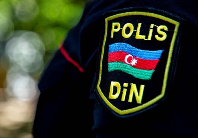 Bakıda polisi maşın vurdu