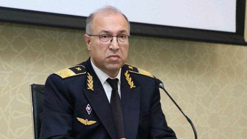 Zaur Hüseynov 200 min manatlıq QAPI-PƏNCƏRƏ ALIR