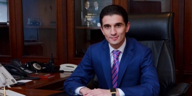 Ziya Məmmədovun adamı niyə medianı öz əlində cəmləyir… - Saytları satın alan Elnur Abdullayev kimdir?