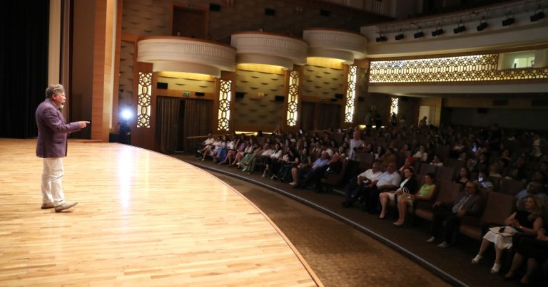 Boşanma səbəbləri evlilik illərinə görə dəyişir - Professor