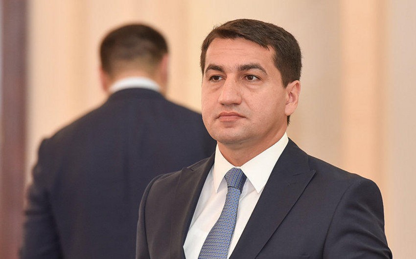 Hikmət Hacıyev Ermənistan nümayəndəsi ilə görüşdü 