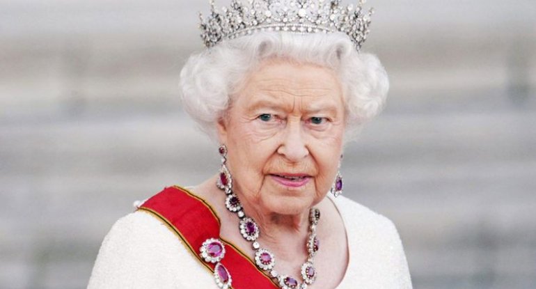 Kraliça II Elizabet vəfat etdi